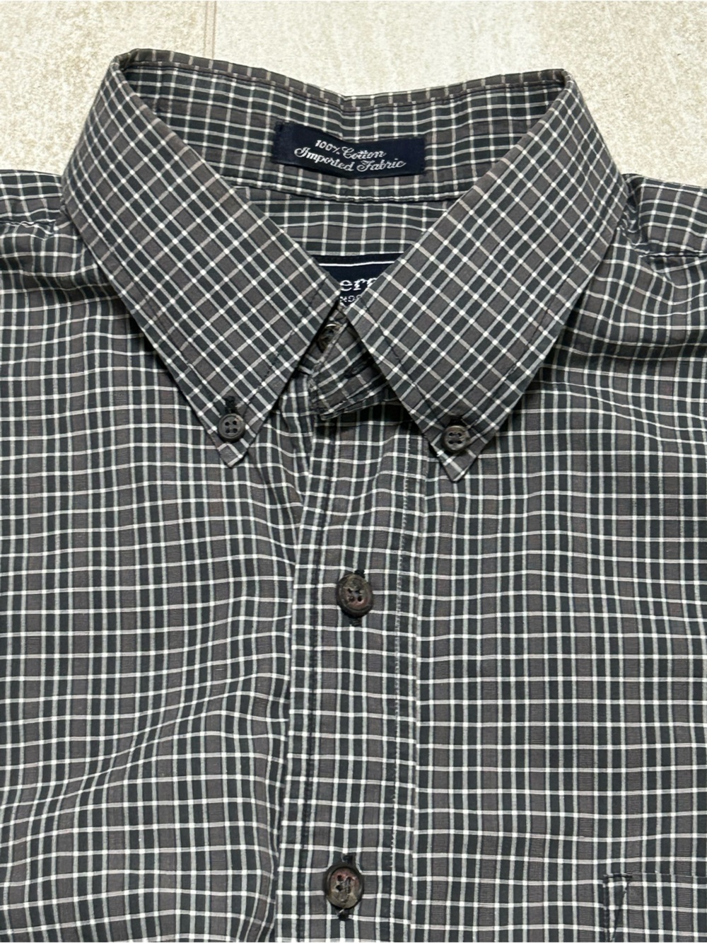 VINTAGE BURBERRY DARK GREY PLAID BUTTON DOWN SHIRT MENS LARGE EXCELLENT COND - Picture 2 of 11